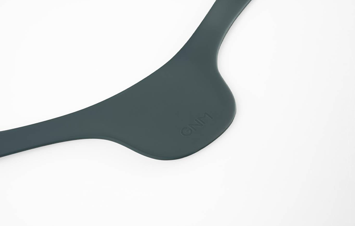 石墨烯發(fā)熱無(wú)線按摩護(hù)頸